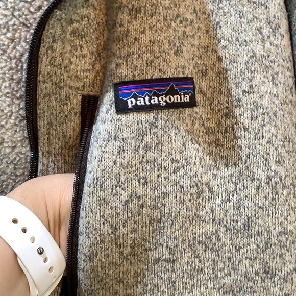 🌸PATAGONIA size L used only ones in excellent condition.